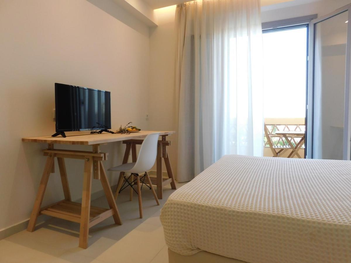 Orea Superior Rooms Kypseli Exterior photo